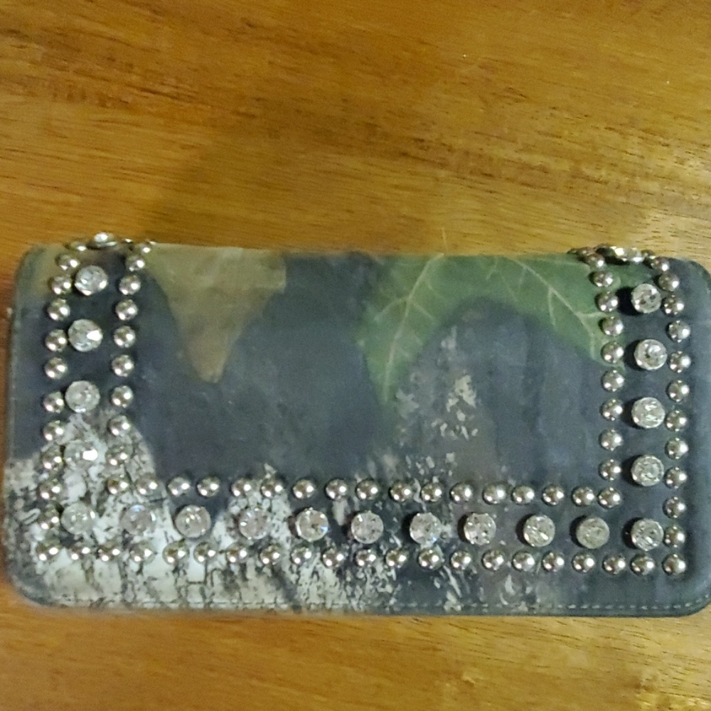 Camo wallet/ side clutch
